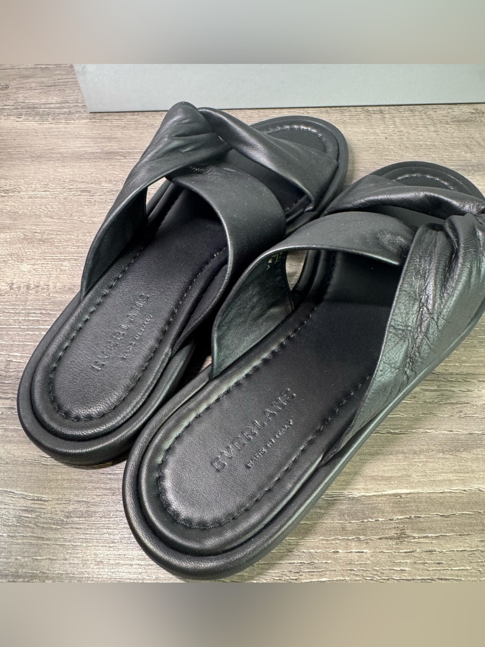 Everlane Black Knotted Leather Slide Sandals - Picture 8 of 10
